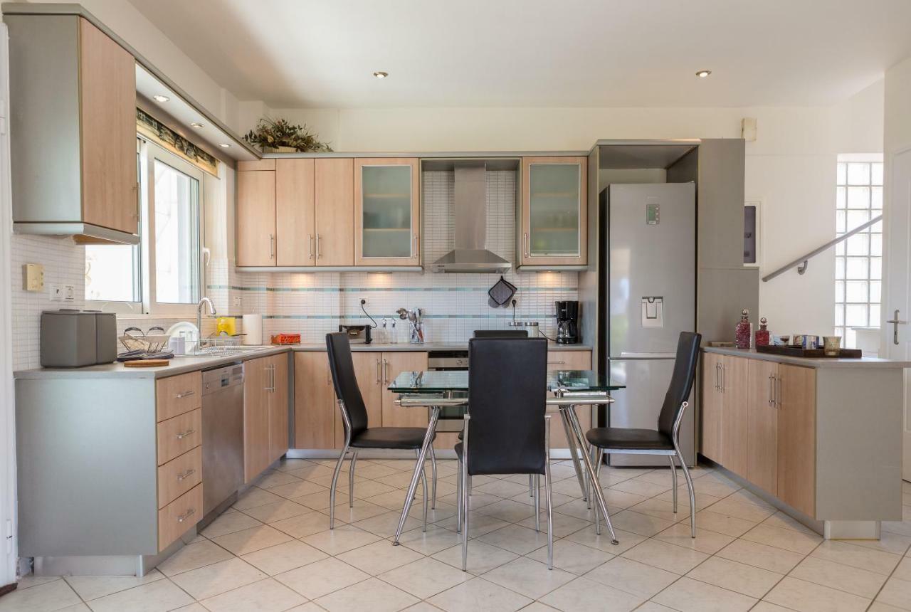 Villa Santa Barbara Marathón 외부 사진