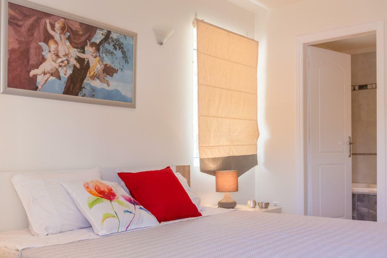 Villa Santa Barbara Marathón 외부 사진